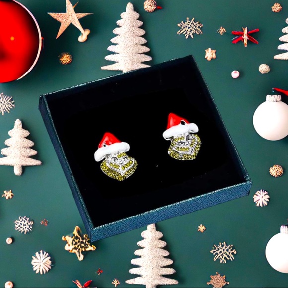 GRINCH EARRINGS! GRINGH EARRINGS W/SPARKLING ZIRCONS & STERLING SILVER POST! - Picture 2 of 14